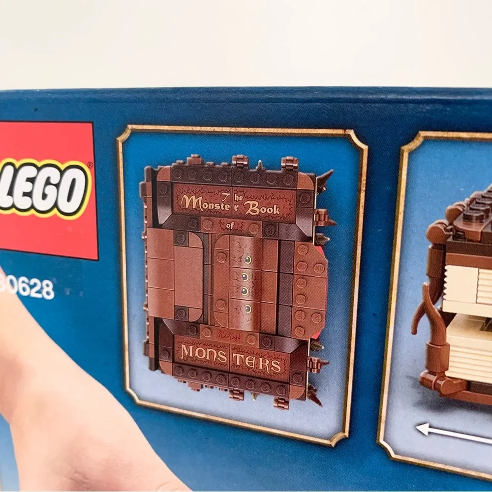 Harry Potter monster book lego set